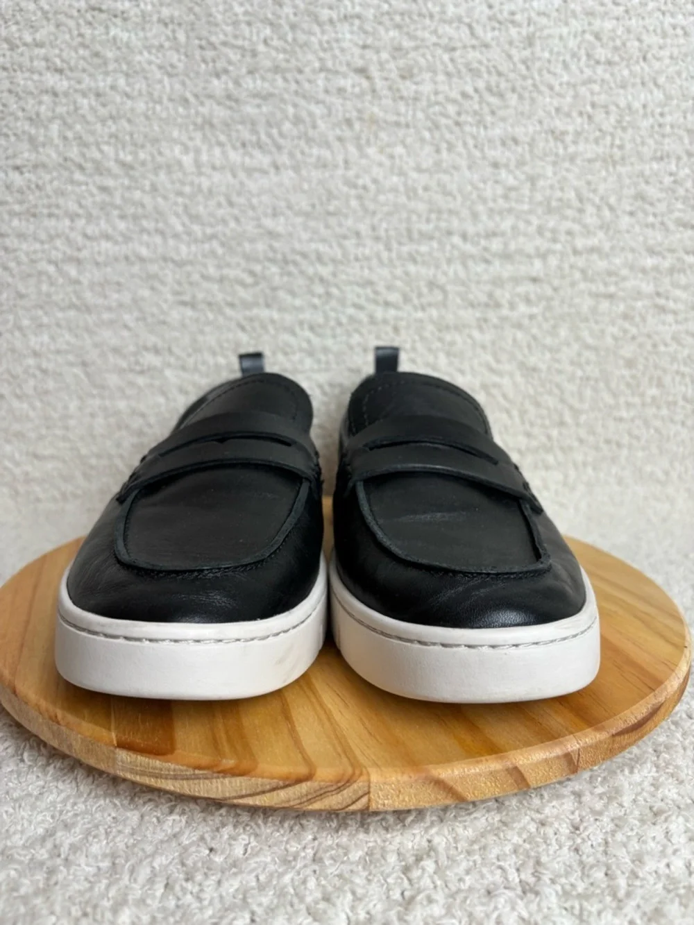 Vionic Shoes Womens 9.5 Uptown Penny Loafers Leather Upper Arch Support in Black
